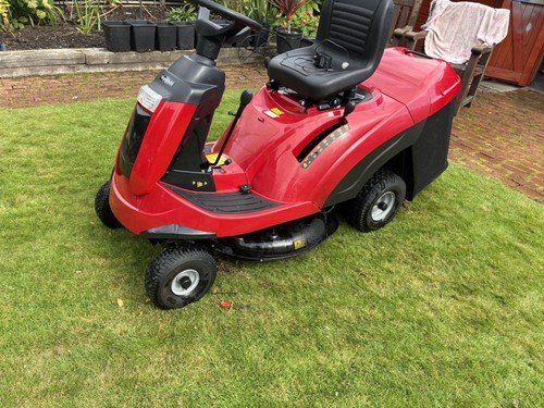 Mountfield ride lawnmower - ,