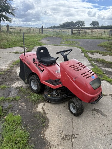 Ride mower castle - on,
