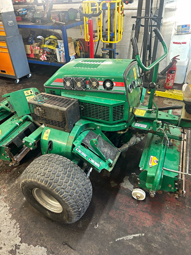 Ransomes petrol ride lawn - petrol, ride-on