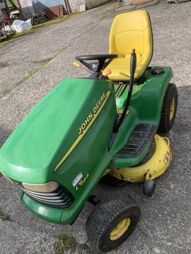 John deere 16hp petrol ride - deere,